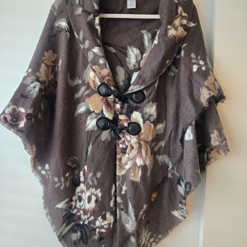 Mixit Floral Patterned Warm Poncho in Brown and Cream